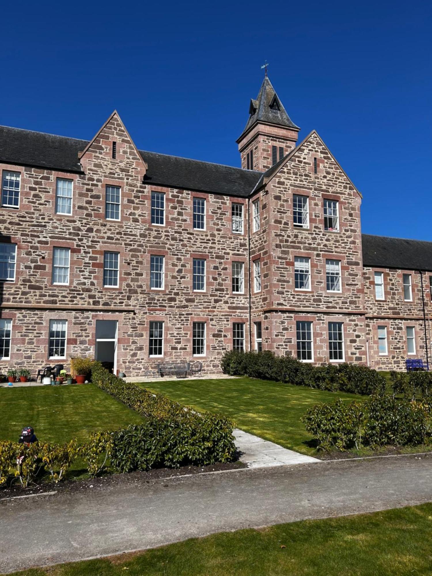 Inverness Great Glen Town House, 5 Minute Drive From Town Centre Exteriör bild